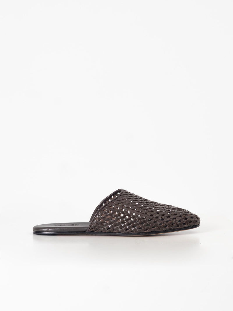 BROWN LEATHER BRAIDED SANDALS