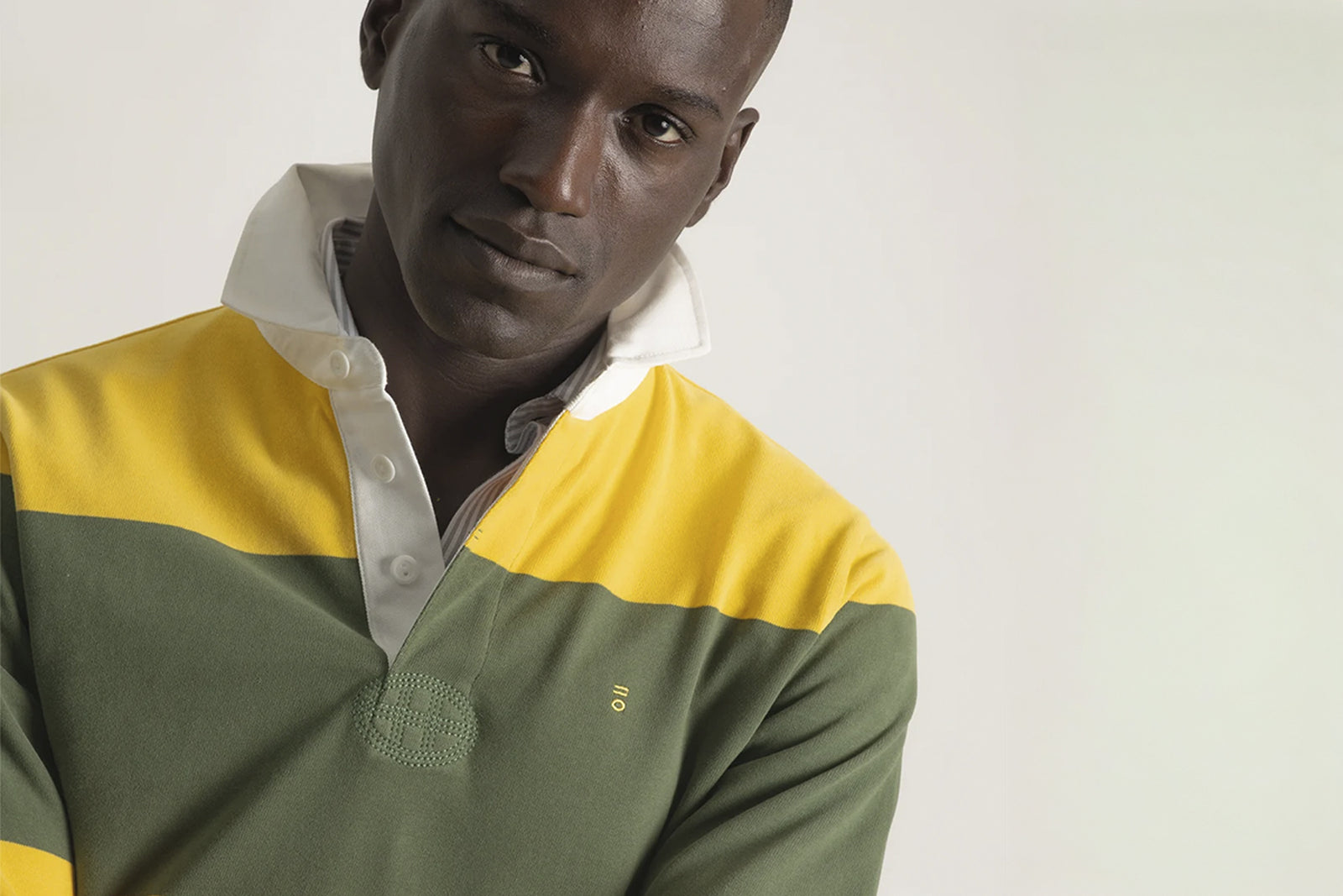 POLO RUGBY RAYAS VERDE