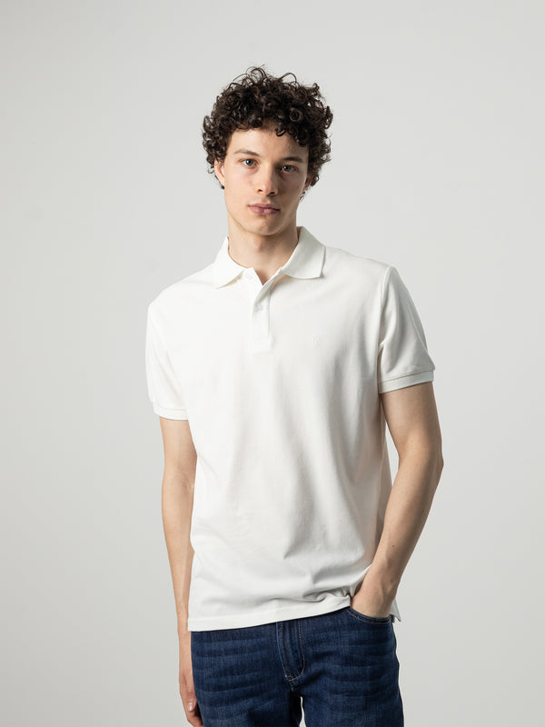 POLO BÁSICO PIQUÉ BLANCO