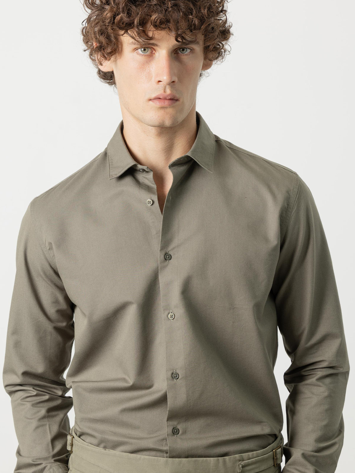 CAMISA TENCEL VERDE MILITAR