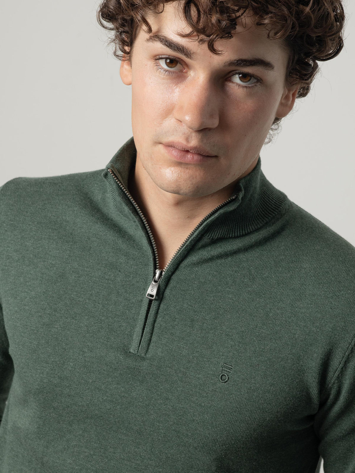 JERSEY CUELLO MOCK CREMALLERA VERDE CLARO