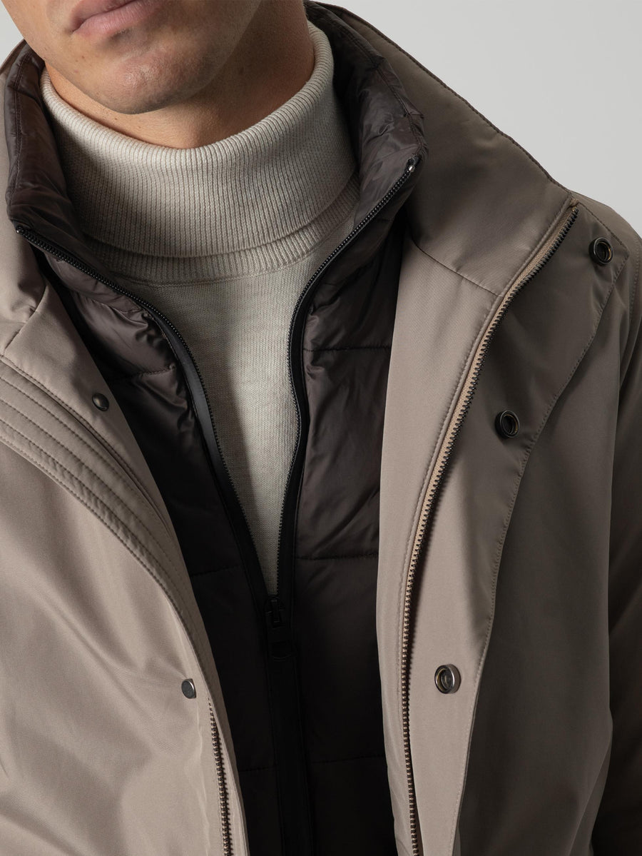 CHAQUETA TÉCNICA CUELLO DESMONTABLE ARENA