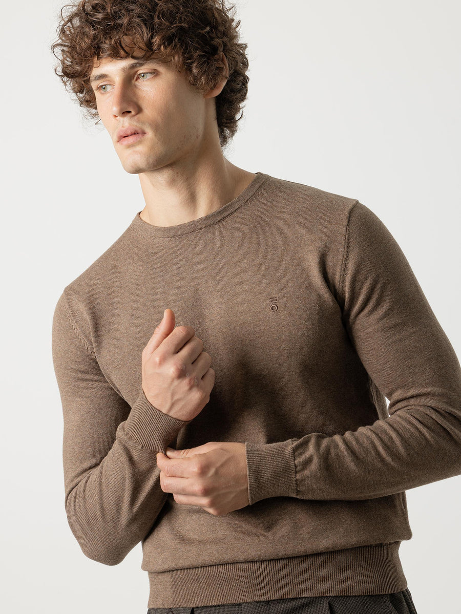 JERSEY CUELLO REDONDO MARRÓN