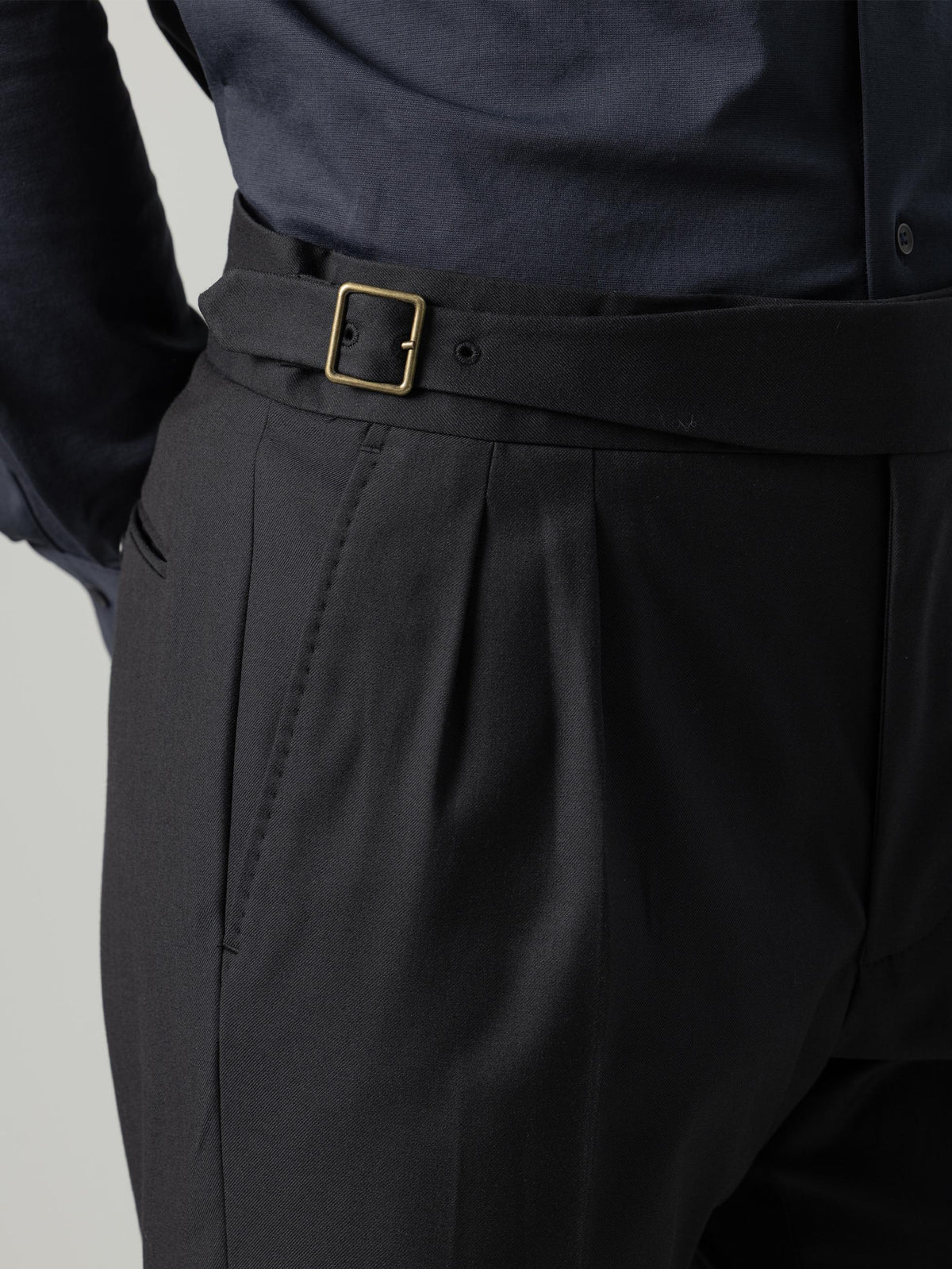 PANTALÓN GURKHA MARINO