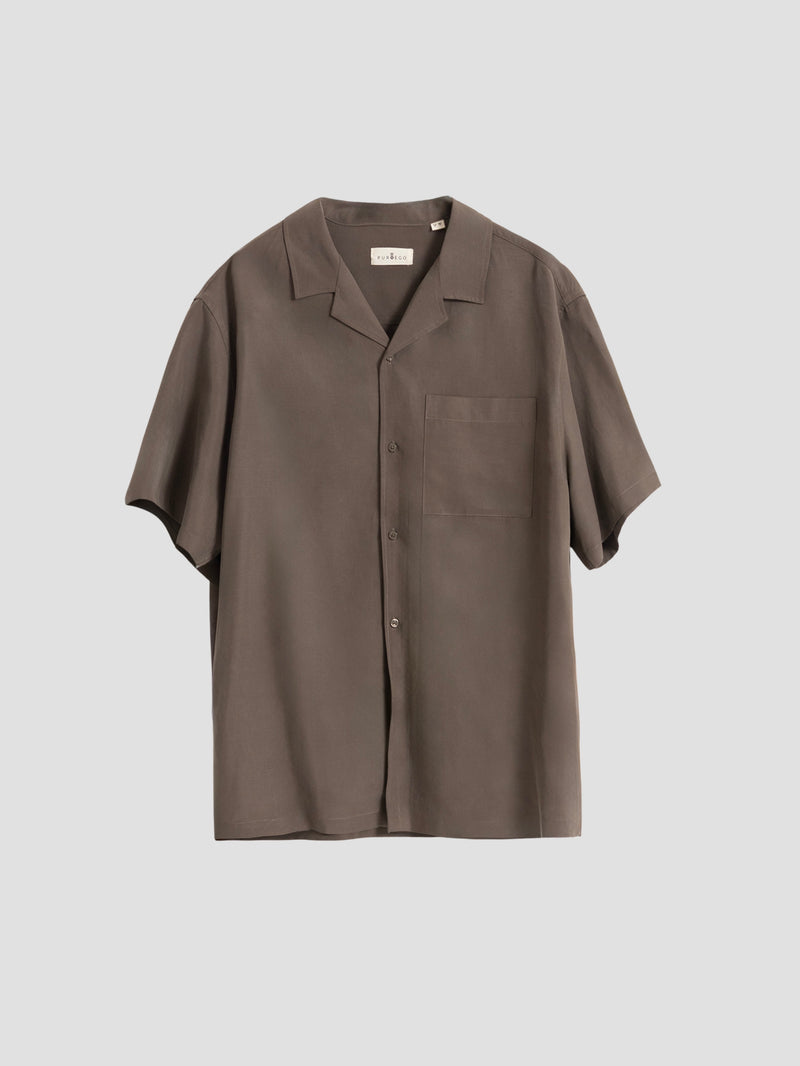 CAMISA SET CUELLO CUBANO CAQUI
